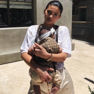 ‼️WOW‼️Celebrity fave Gucci baby Carrier